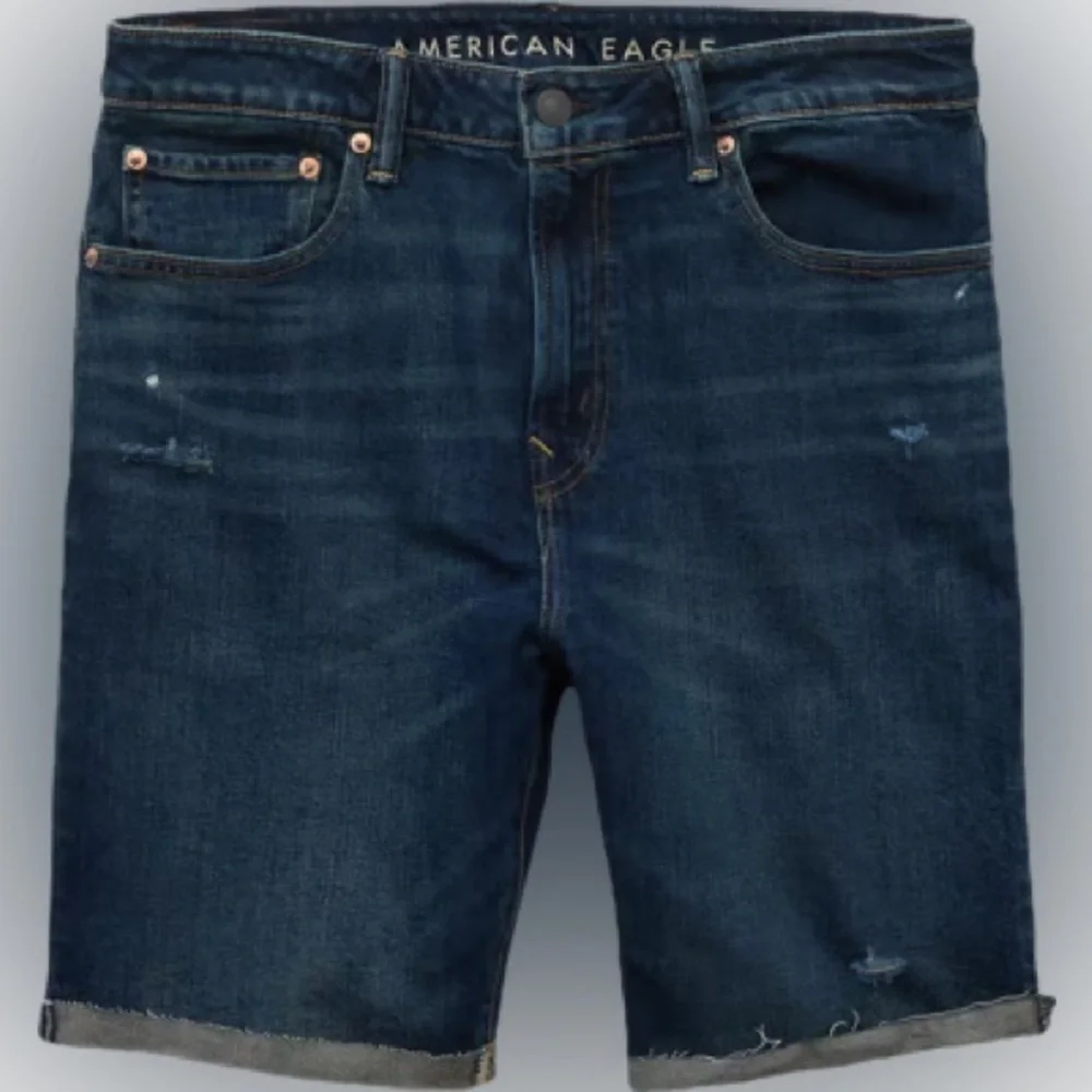 American Eagle Outfitters distressed shorts frayed
